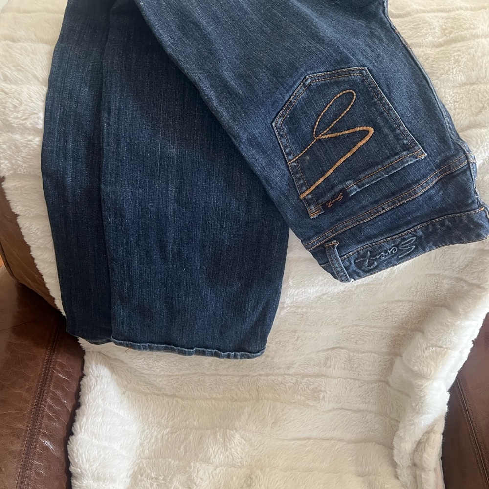 Women’s Blue Jeans